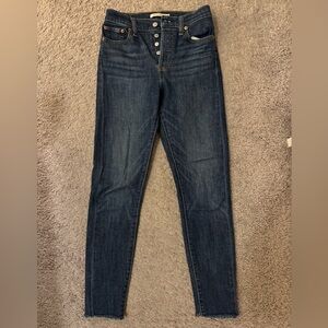 Levi's High Rise Blue Jeans